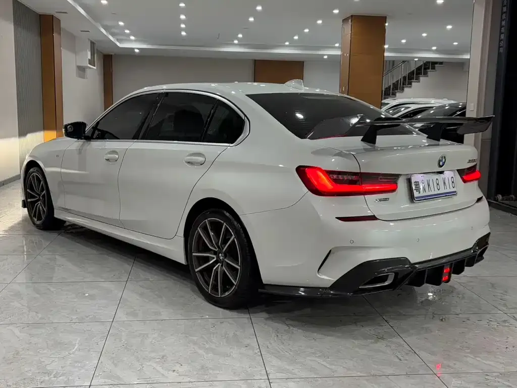 BMW 3 Series 2021 из CN, фото 6