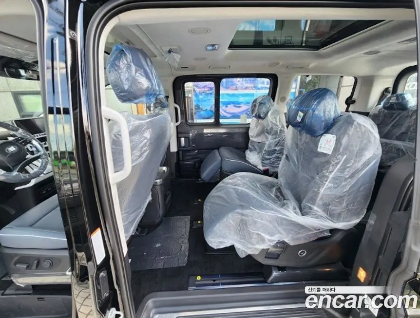 Hyundai Staria 2025 из KR, фото 9