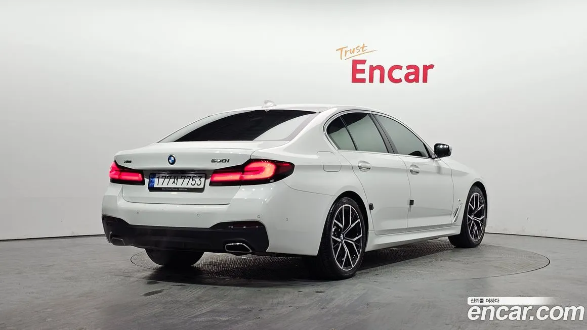 BMW 5-Series 2022 из KR, фото 2