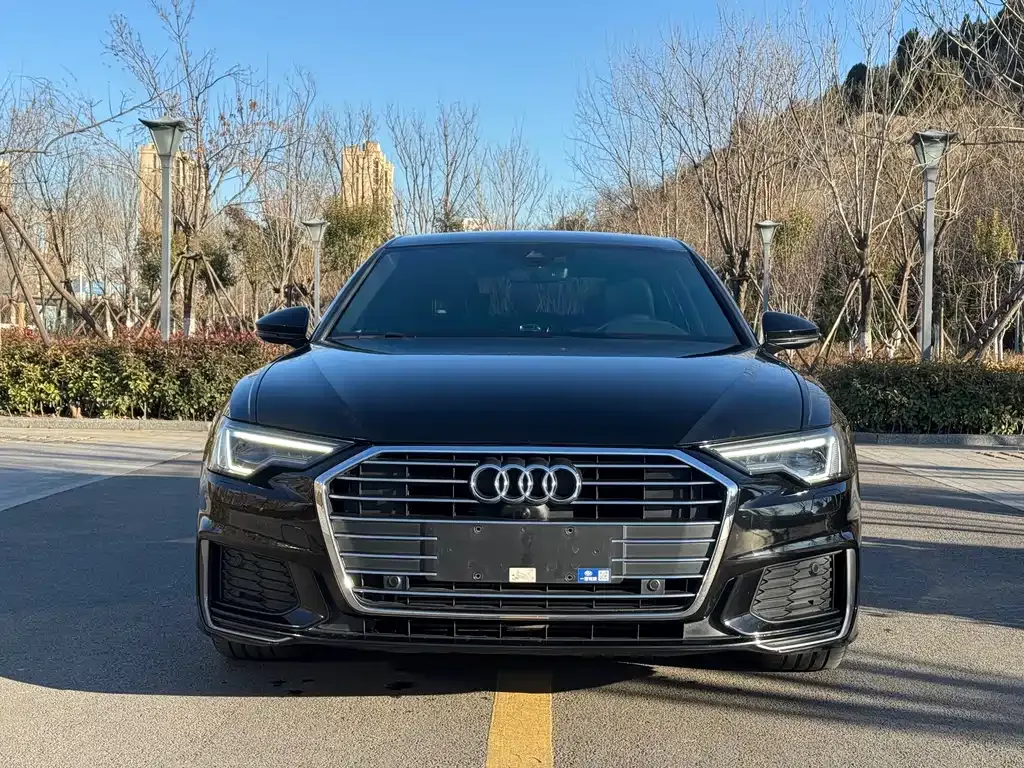 Audi A6L 2021 из CN, фото 6