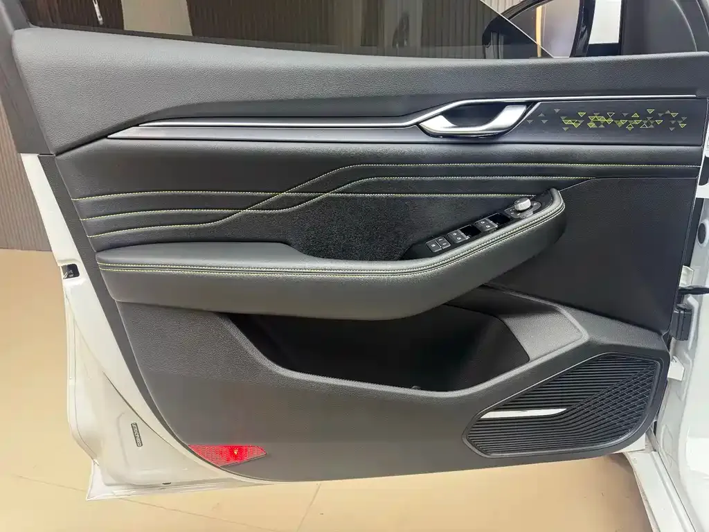 Geely Xingrui 2024 из CN, фото 9