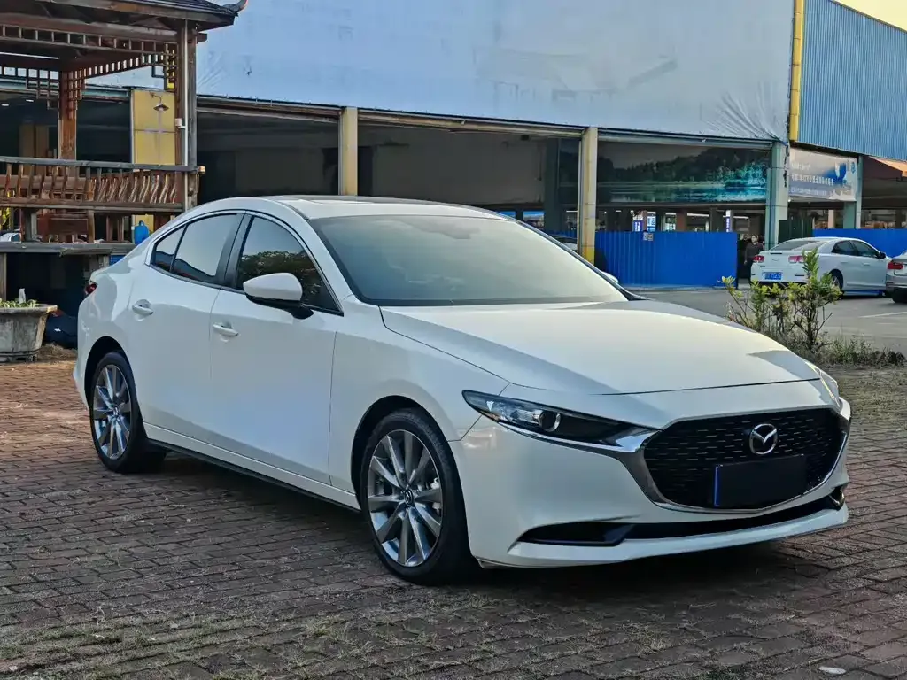 Mazda 3 Axela 2024 из CN, фото 3