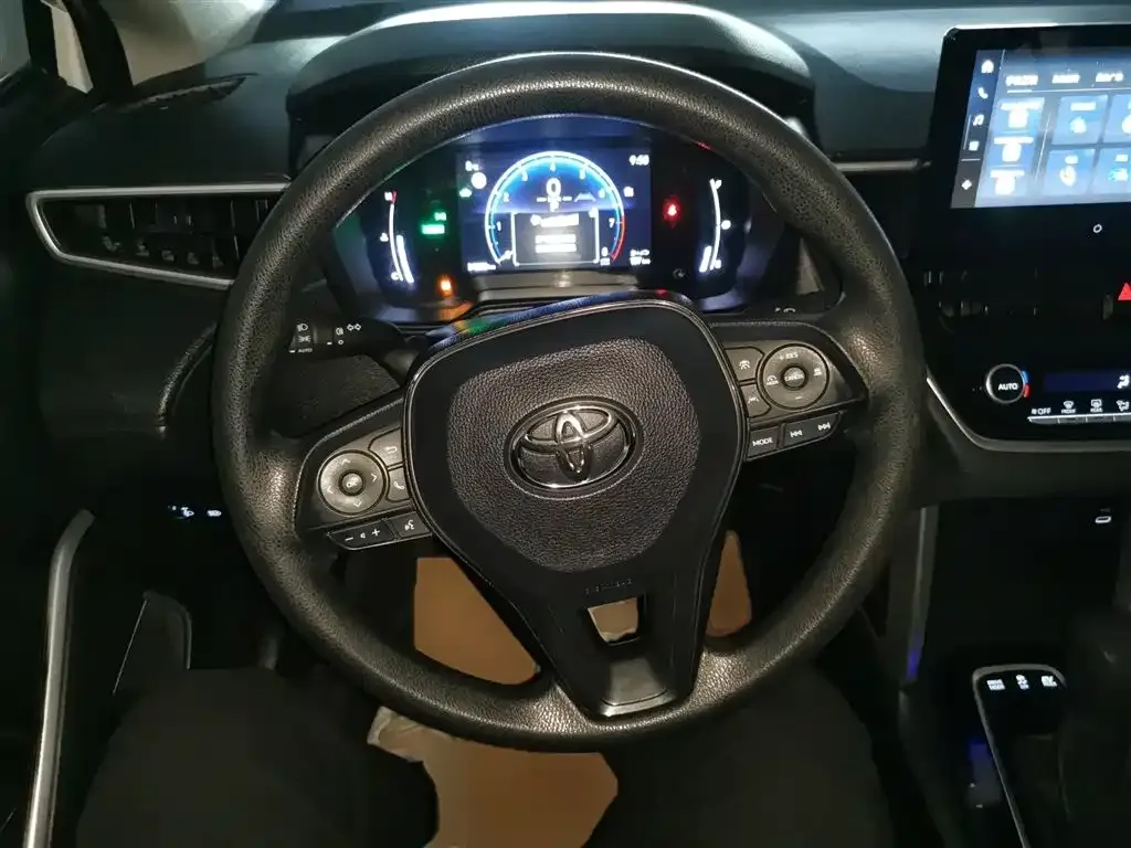 [object Object] Corolla Cross 2024 из CN, фото 3