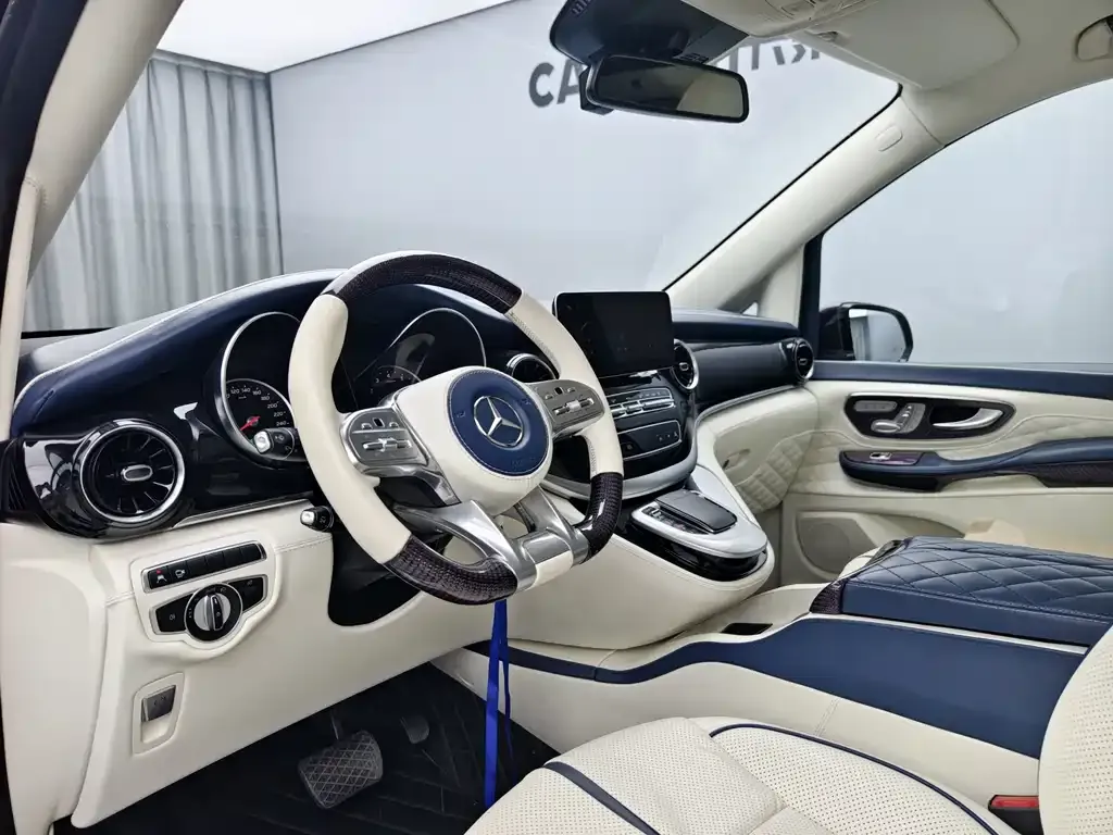 Mercedes-Benz V-Class 2022 из CN, фото 6