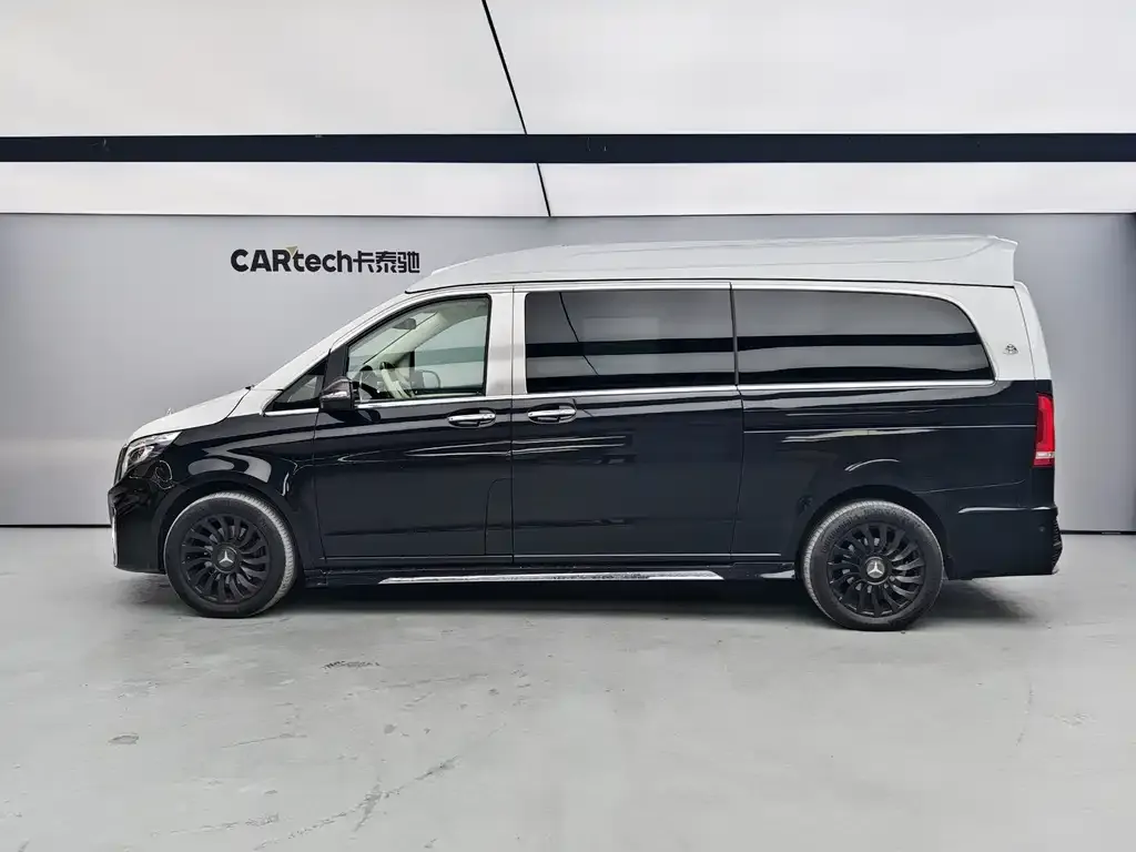 Mercedes-Benz V-Class 2022 из CN, фото 4