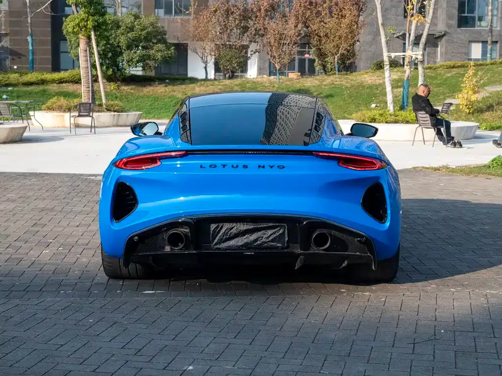 Lotus Emira 2023 из CN, фото 7