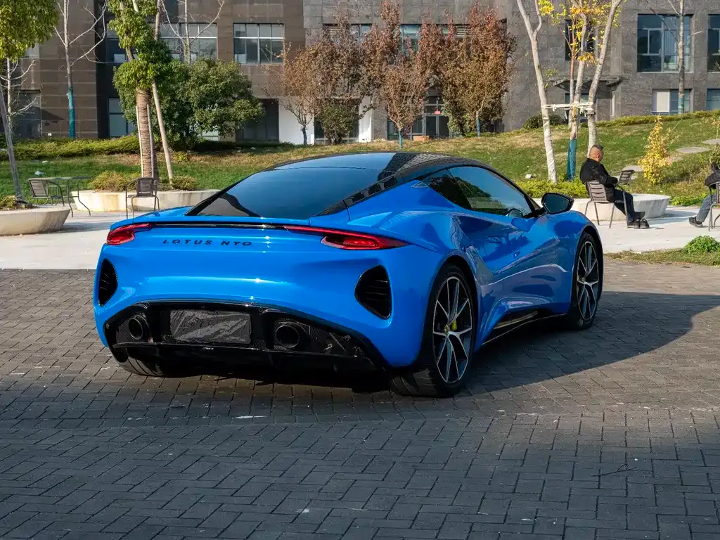 Lotus Emira 2023 из CN, фото 6