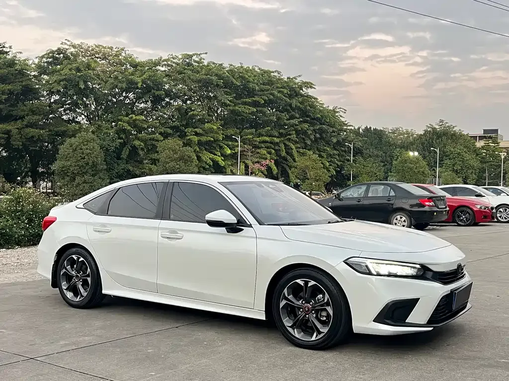 Honda Civic 2022 из CN, фото 4