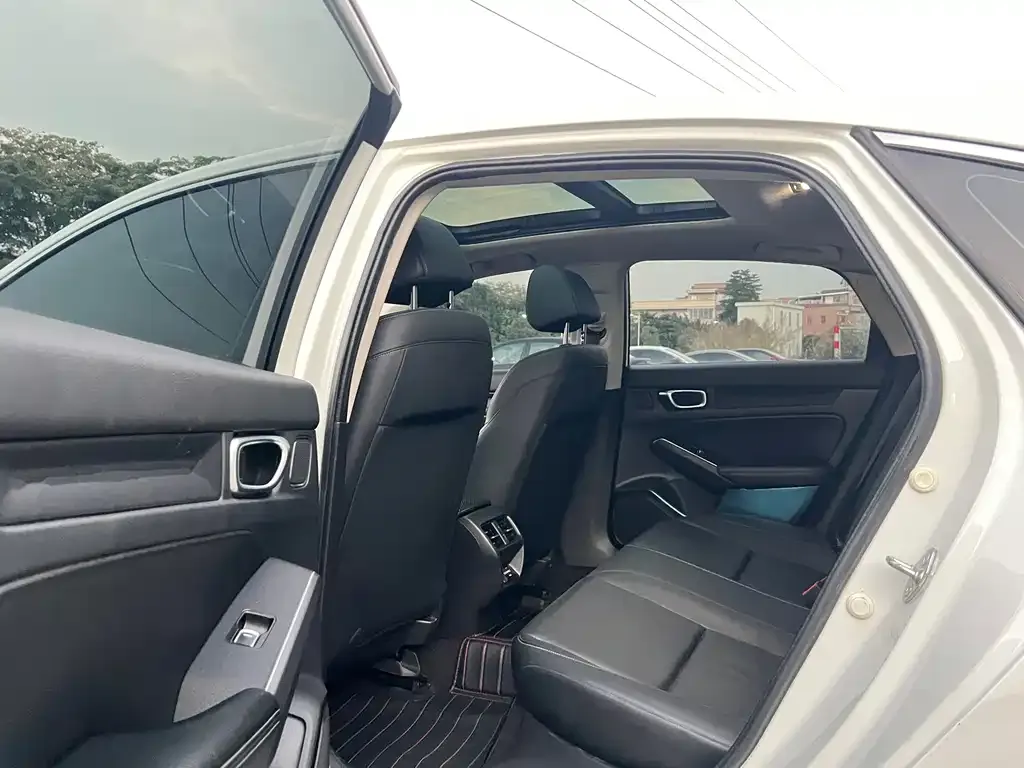 Honda Civic 2022 из CN, фото 2