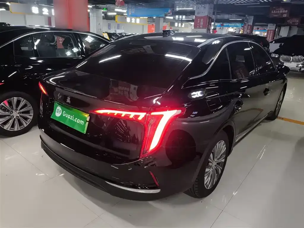 Hongqi E-QM5 2025 из CN, фото 10