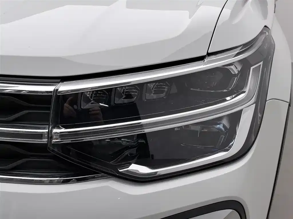 Volkswagen Tharu 2023 из CN, фото 10