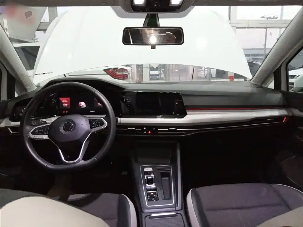 Volkswagen Golf 2022 из CN, фото 8