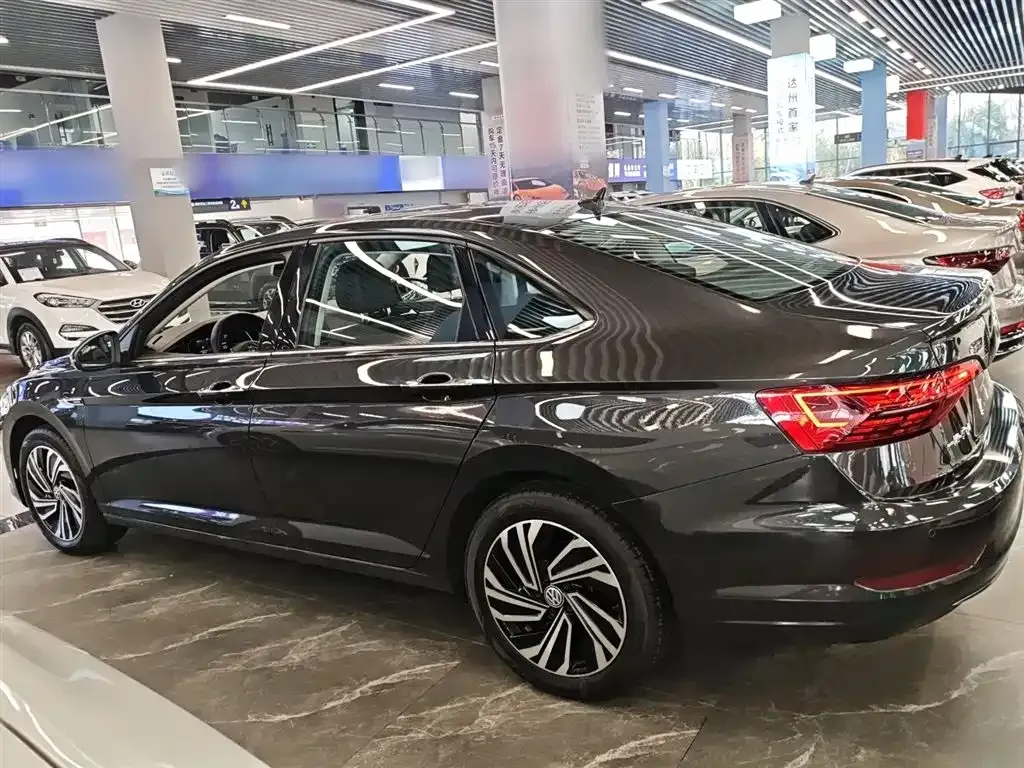 Volkswagen Sagitar 2022 из CN, фото 6