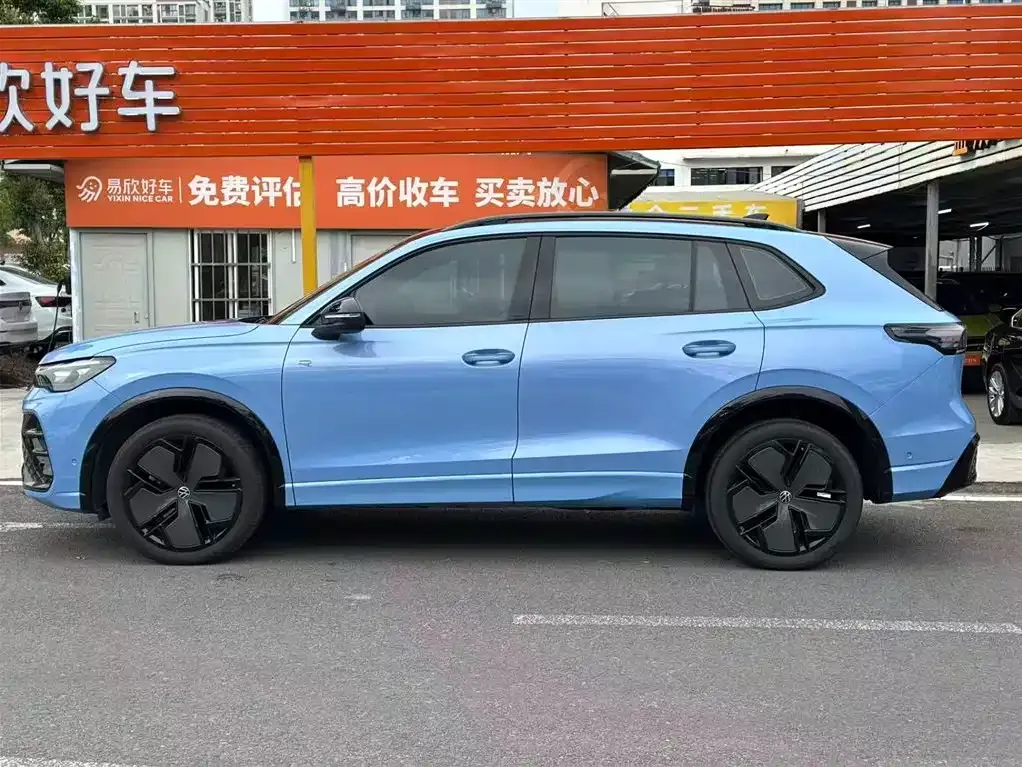 Volkswagen Tiguan L 2024 из CN, фото 4