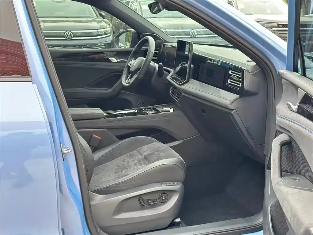 Volkswagen Tiguan L 2024 из CN, фото 3