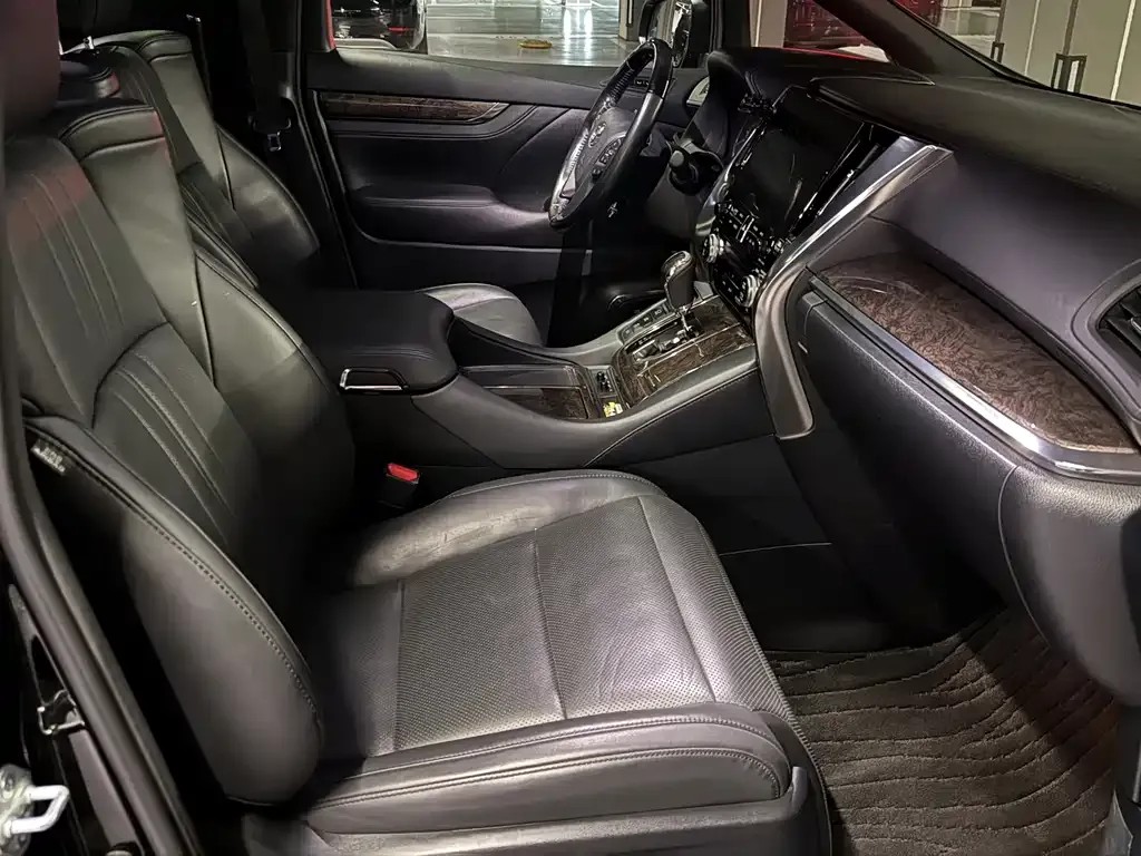Toyota Alphard 2021 из CN, фото 4