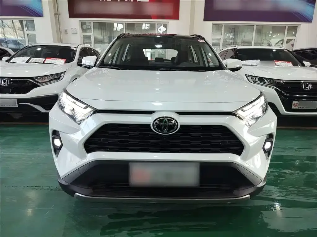 Toyota RAV4 2024 из CN, фото 9