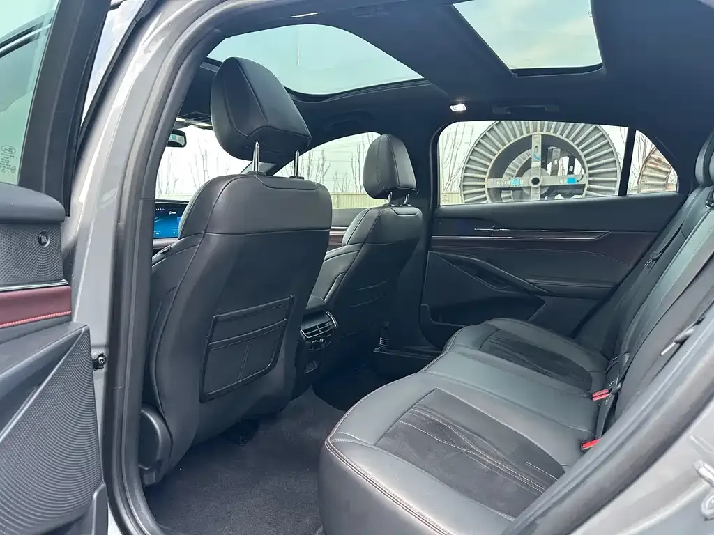 Ford Mondeo 2022 из CN, фото 8