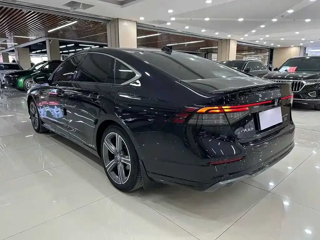 Honda Accord 2024 из CN, фото 7