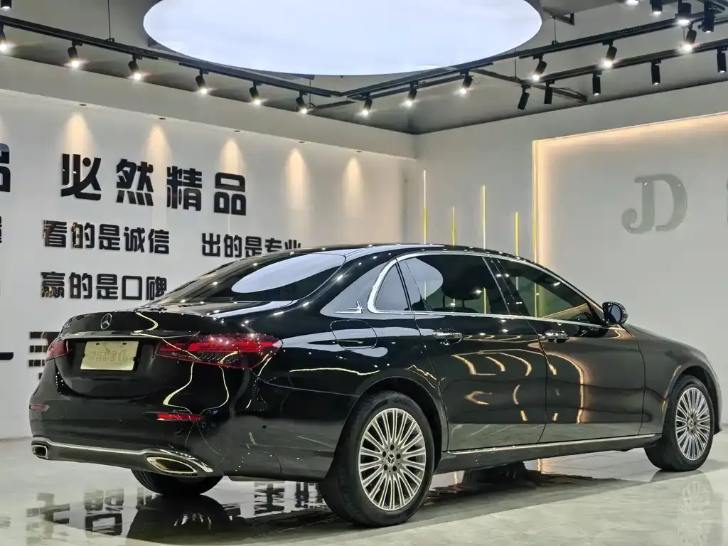 Mercedes-Benz E-Class 2022 из CN, фото 8