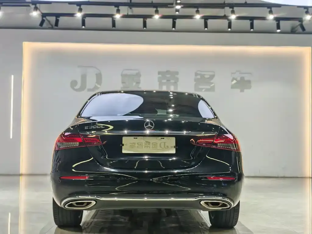 Mercedes-Benz E-Class 2022 из CN, фото 2