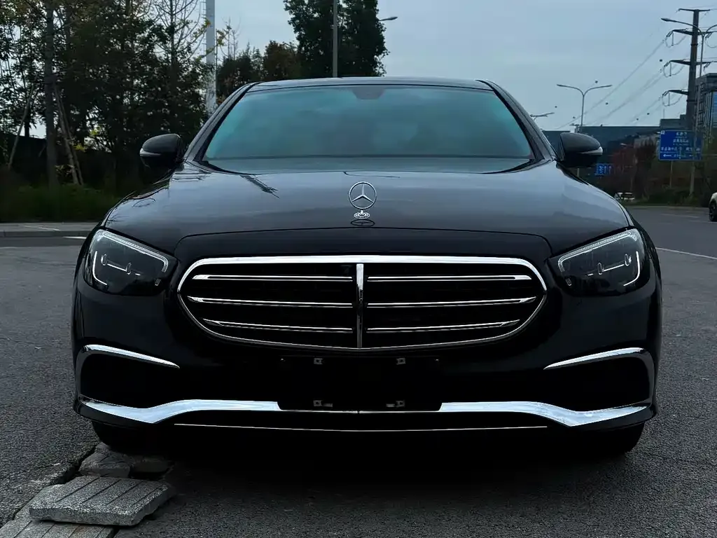Mercedes-Benz E-Class 2023 из CN, фото 1