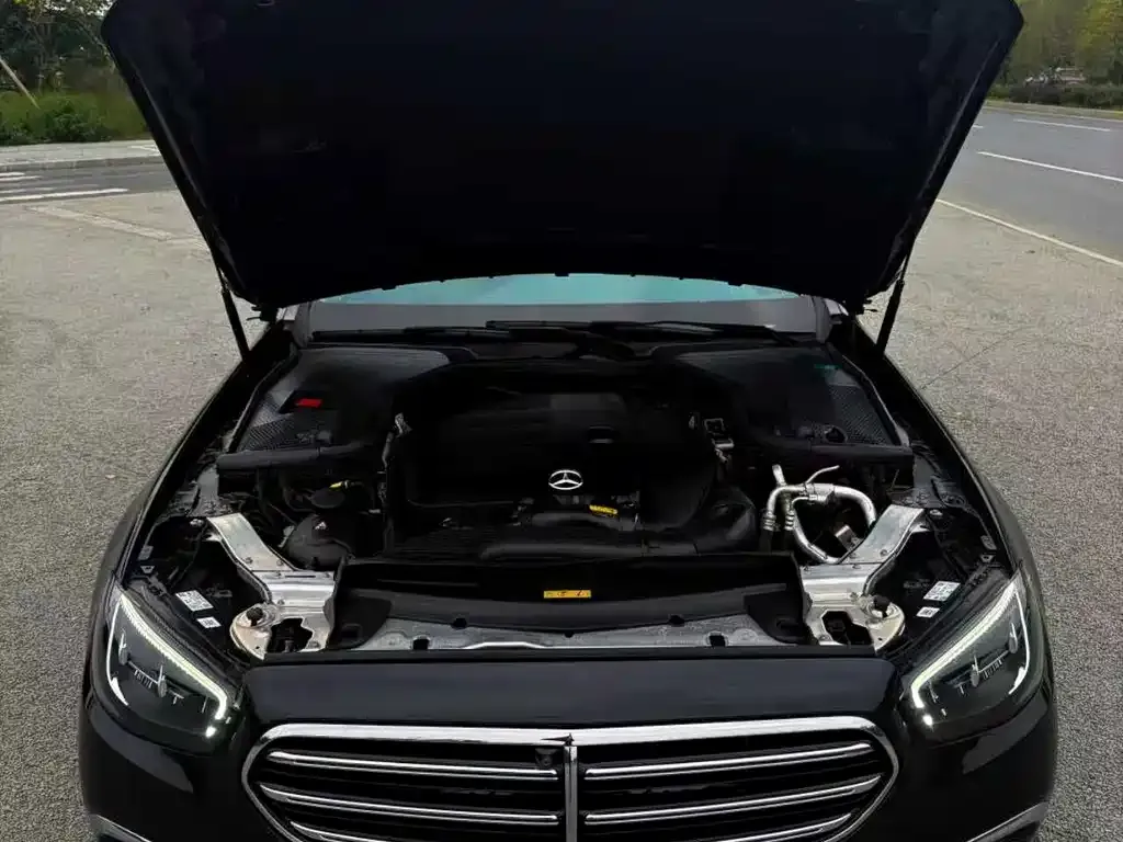 Mercedes-Benz E-Class 2023 из CN, фото 6