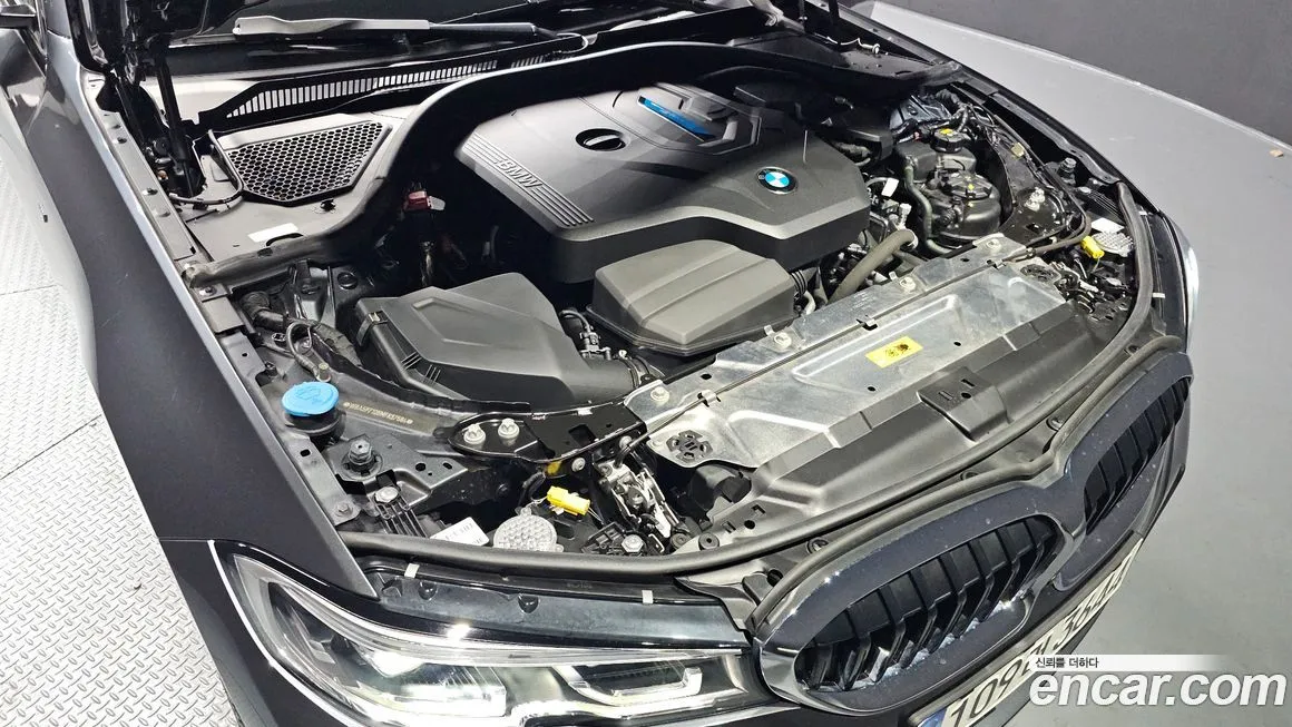 BMW 3-Series 2021 из KR, фото 10