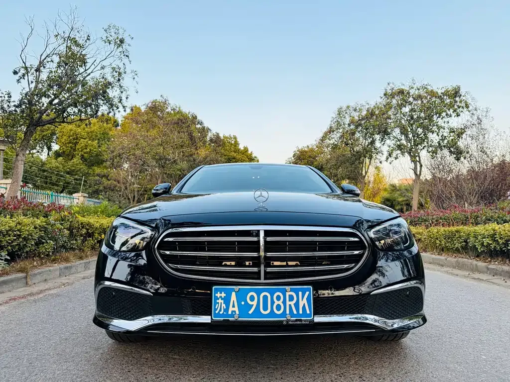 Mercedes-Benz E-Class 2023 из CN, фото 8