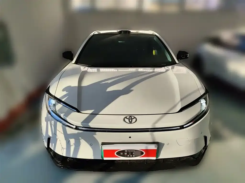 Toyota bZ5 2025 из CN, фото 4