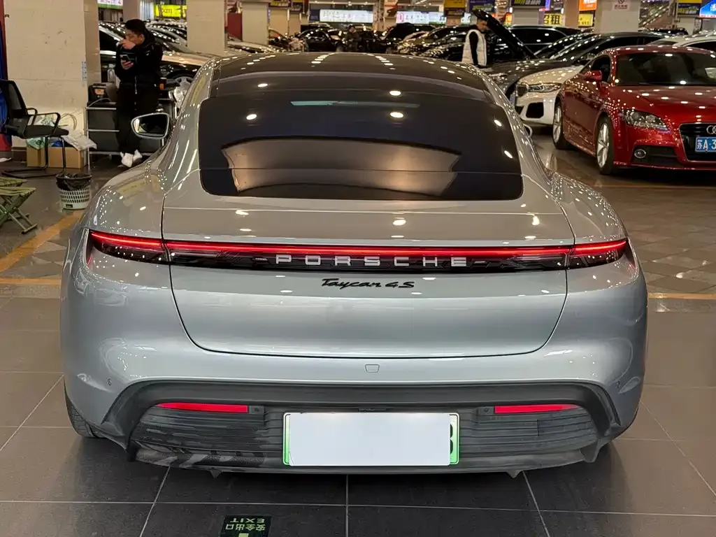 Porsche Taycan 2022 из CN, фото 7