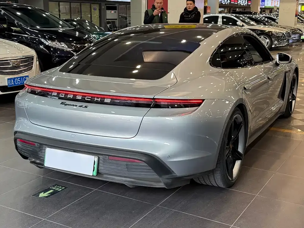 Porsche Taycan 2022 из CN, фото 3