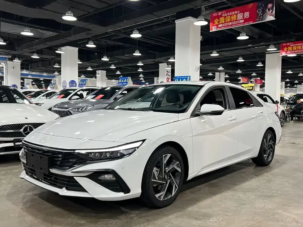 Hyundai Elantra 2025 из CN, фото 3
