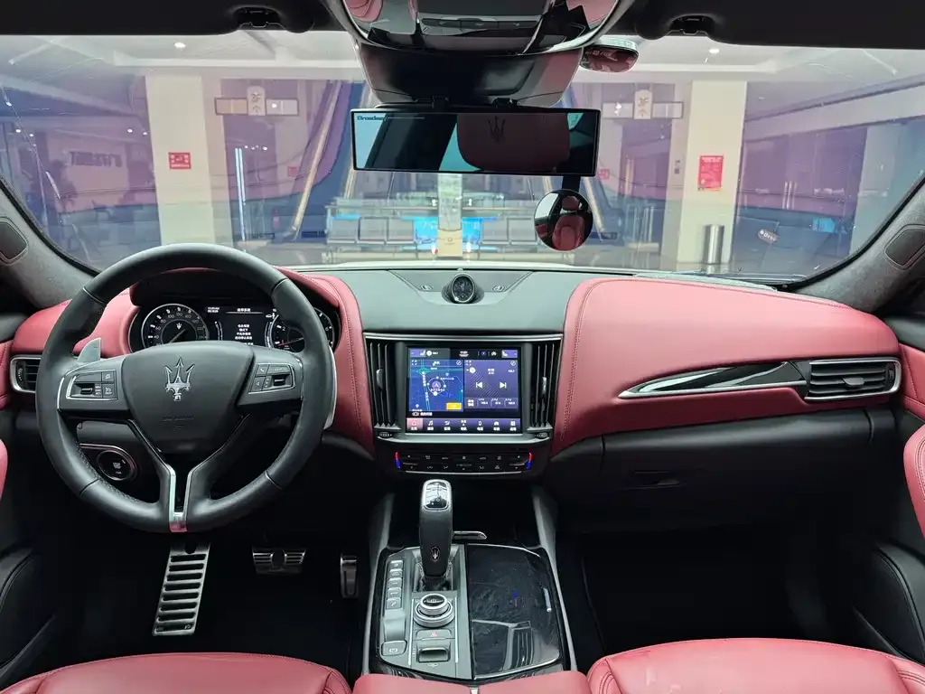 Maserati Levante 2024 из CN, фото 9