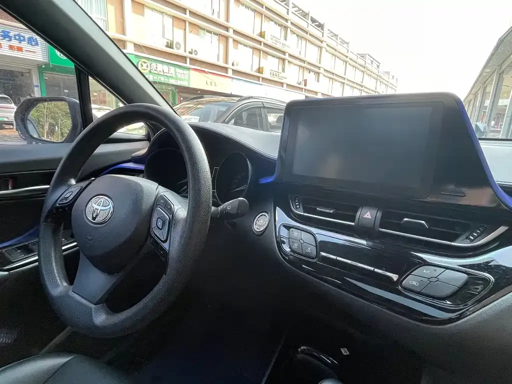 Toyota C-HR 2021 из CN, фото 7