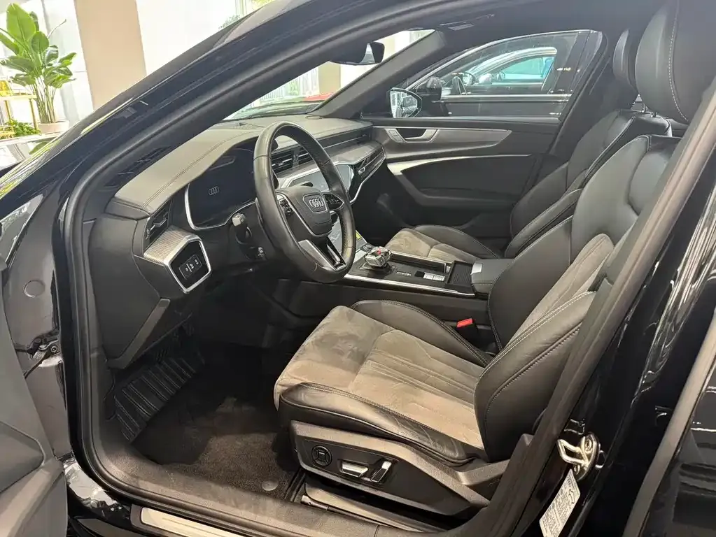 Audi A6L 2024 из CN, фото 3