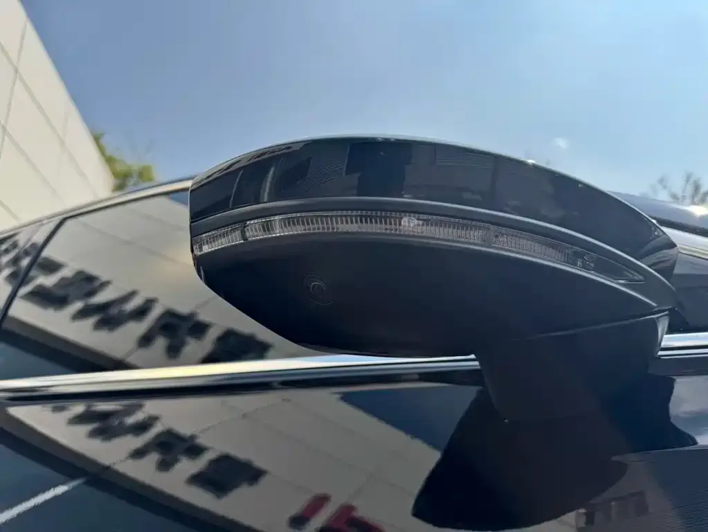 Audi A6L 2024 из CN, фото 2
