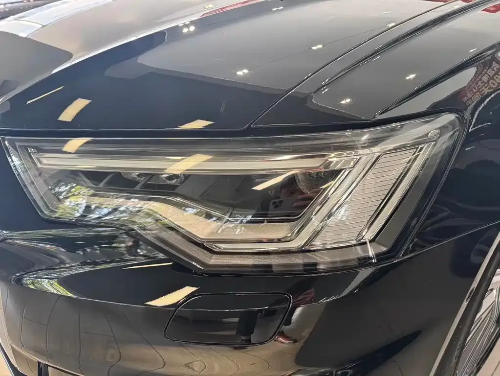 Audi A6L 2024 из CN, фото 6