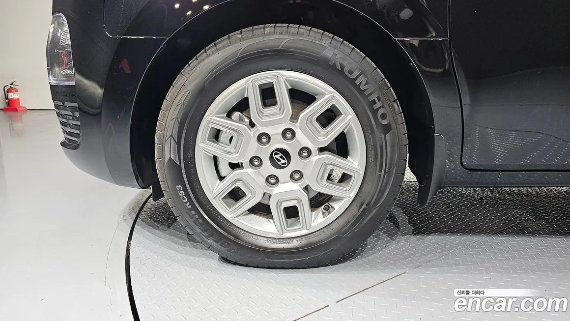 Hyundai Staria 2025 из KR, фото 5