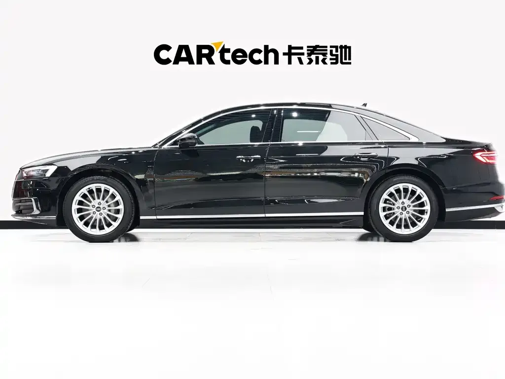 Audi A8 2021 из CN, фото 2
