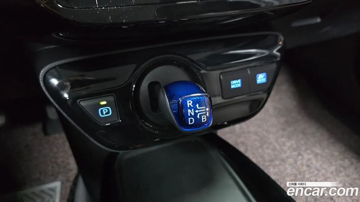 Toyota Prius 2022 из KR, фото 9