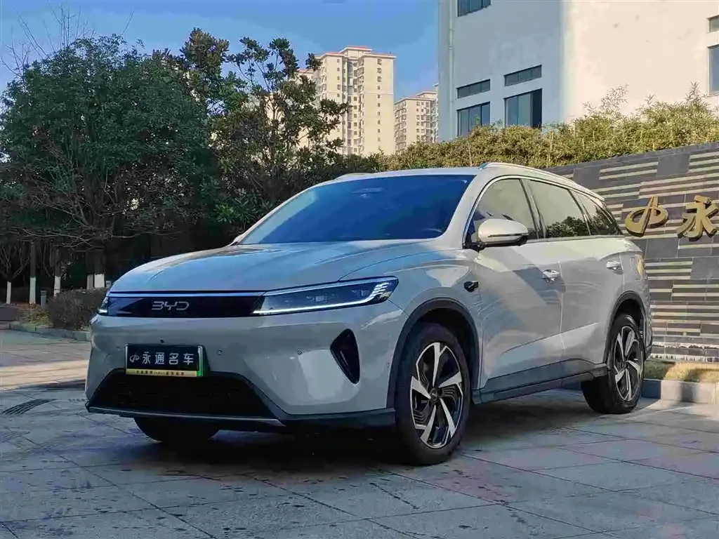 BYD Seal 05 DM-i 2025 из CN, фото 1