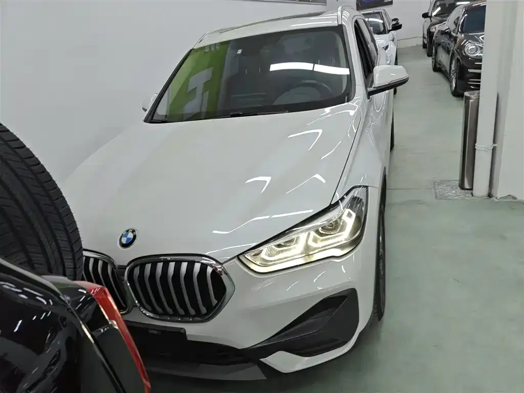 BMW X1 2021 из CN, фото 3