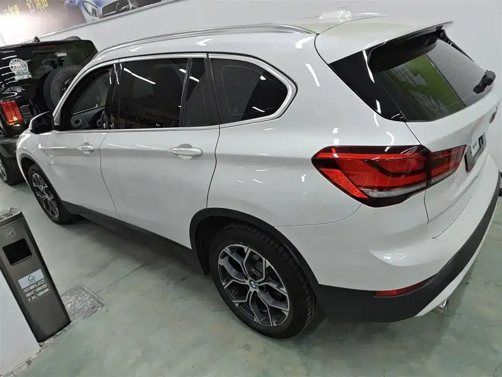 BMW X1 2021 из CN, фото 9