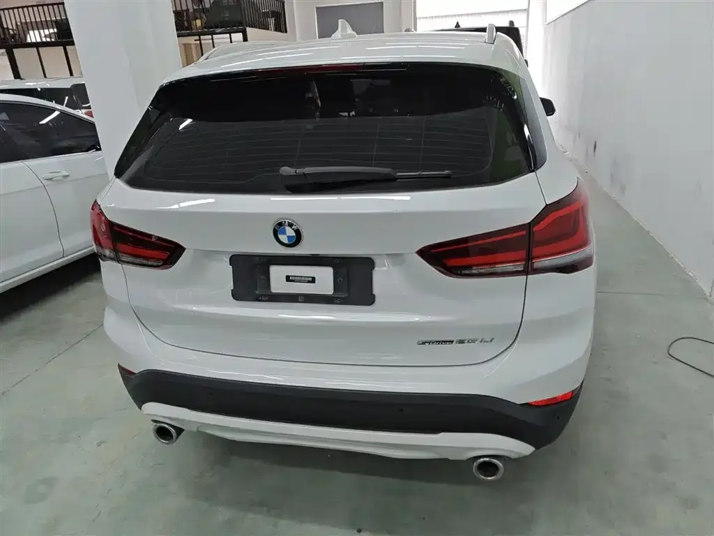 BMW X1 2021 из CN, фото 10