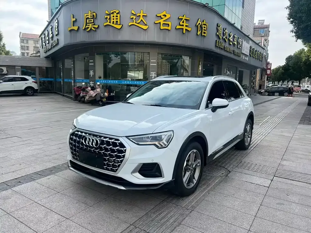 Audi Q3 2021 из CN, фото 3