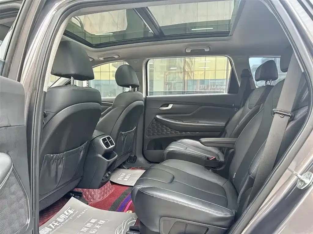Hyundai Santa Fe 2022 из CN, фото 10