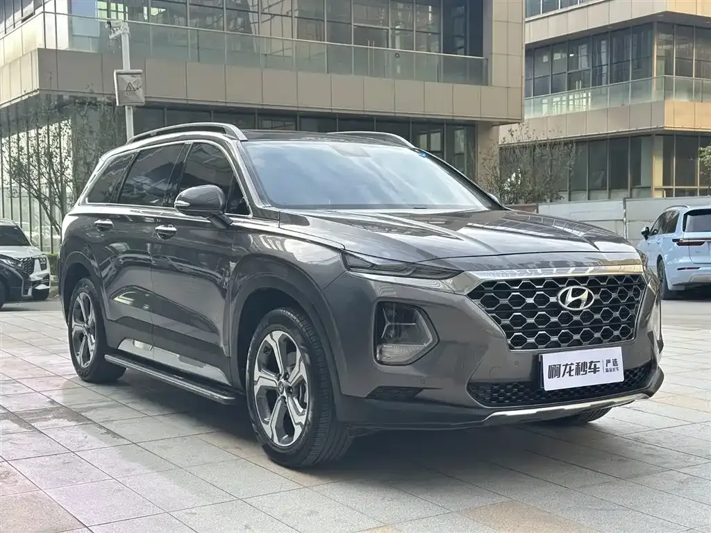 Hyundai Santa Fe 2022 из CN, фото 3