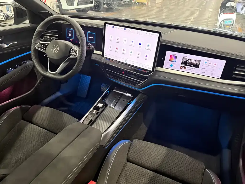 Volkswagen Passat 2024 из CN, фото 9