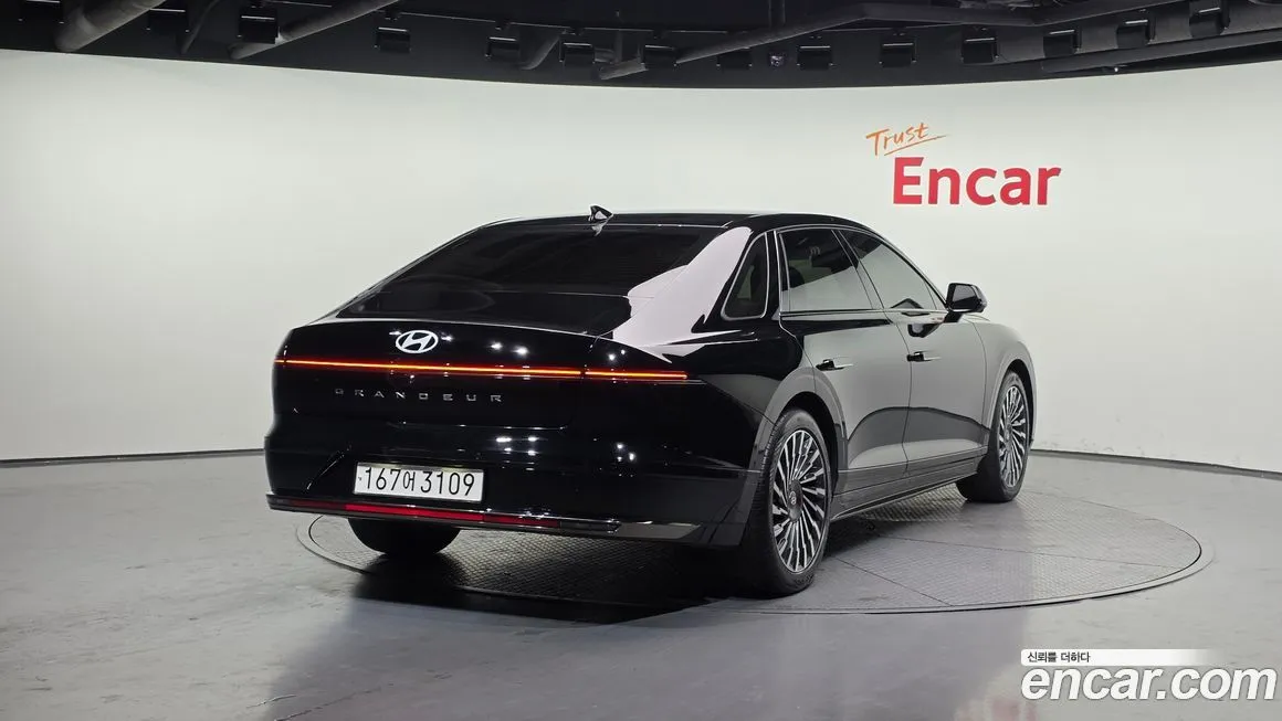 Hyundai Grandeur 2023 из KR, фото 2